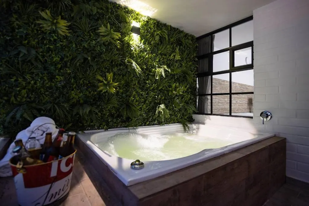 Nowa Provenza --Private Villa With Heated Pool & Spa Medellin Colombia